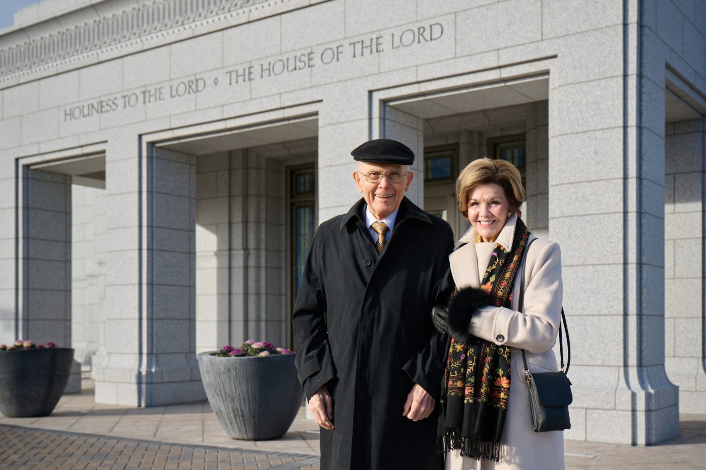 President Oaks and his wife outside the Burley Idaho Temple at its dedication